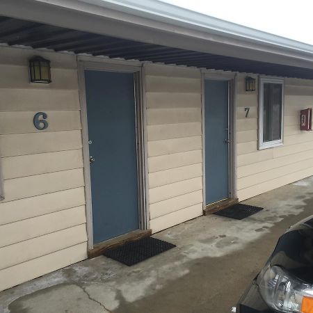 Apex 1 Motel Lansing Bagian luar foto